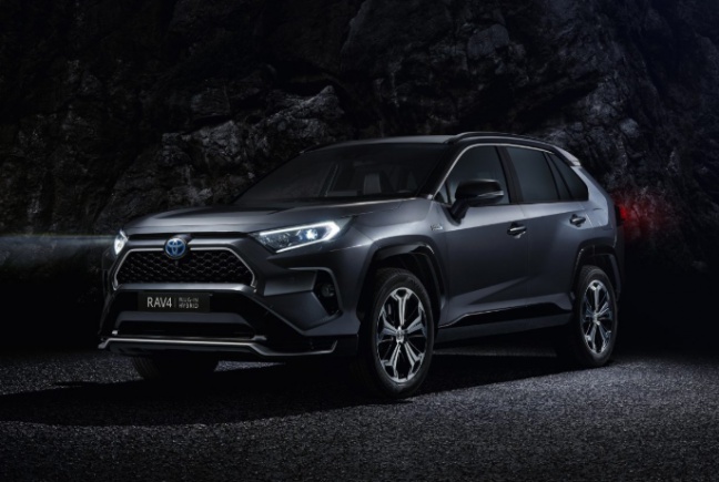 Nieuw topmodel van de succesvolle Toyota RAV4: de Toyota RAV4 Plug-in Hybrid