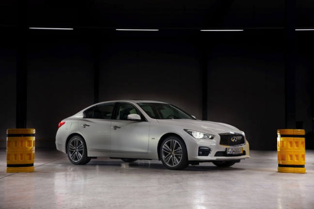 Prijs Infiniti Q50 met twee-liter benzine motor vastgesteld