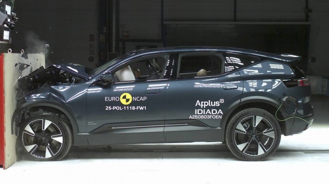 Polestar 3 behaalt 5 Euro NCAP-sterren en stelt nieuwe normen voor bescherming van kinderen