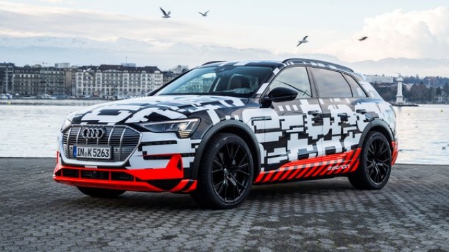 100% elektrische Audi e-tron nu te reserveren