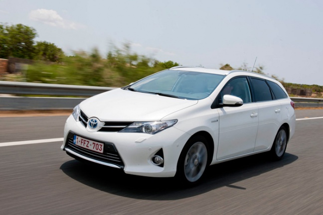 Online publieksprijs: Toyota Auris Touring Sports Hybrid populairste zuinige auto