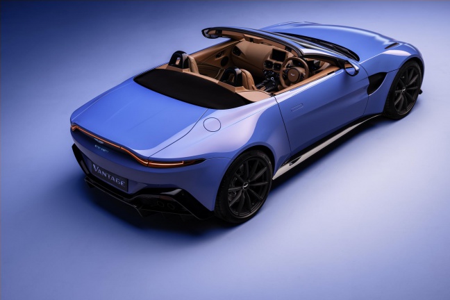 Kroymans Aston Martin haalt het Genève-nieuws naar Hilversum