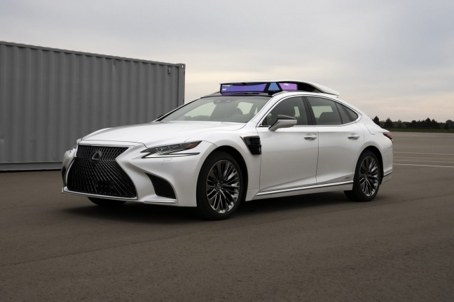 Toyota laat mogelijkheden autonome auto op de openbare weg ervaren