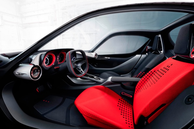 Opel GT Concept onthult visionair interieur