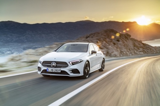 Nieuwe Mercedes-Benz A-Klasse: de benchmark in de compacte klasse