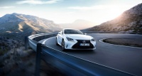 Nieuwe Lexus RC 300h: d&eacute; eigenzinnige hybride coup&eacute;