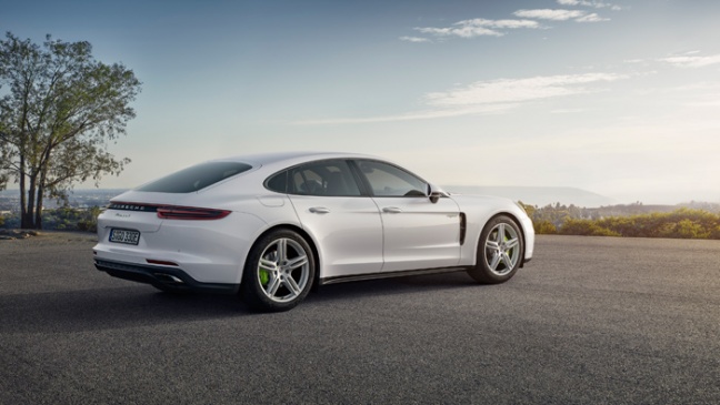 Duurzame kracht: de nieuwe Porsche Panamera 4 E-Hybrid