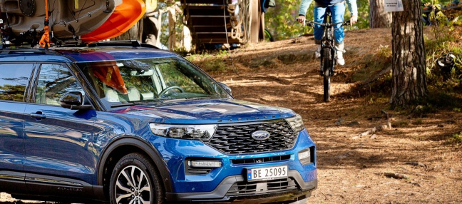 Ford en de outdoor expert komoot helpen met nieuwe avonturen voor de volgende staycation