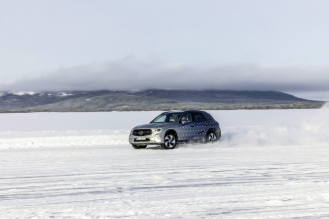 Mercedes-Benz test de nieuwe GLC onder extreme condities