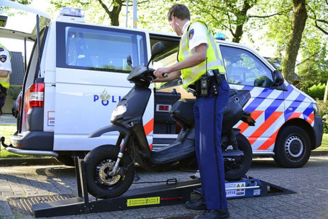 Ruim twee keer zoveel opgevoerde (snor)scooters van de weg gehaald door verscherpte handhaving