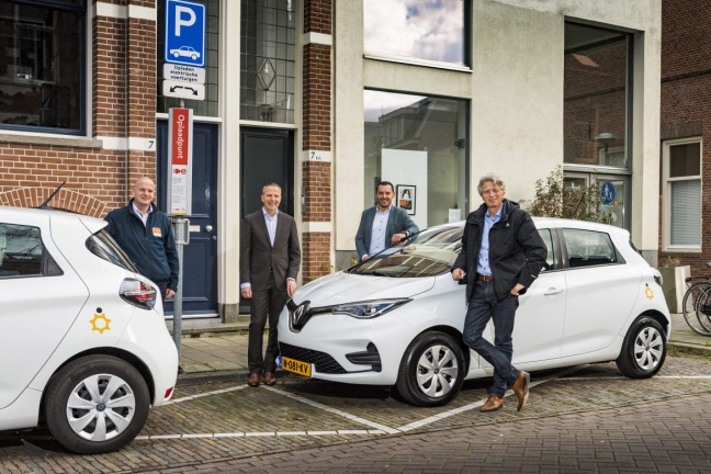 150e Renault Zoe E-Tech electric geleverd aan We Drive Solar