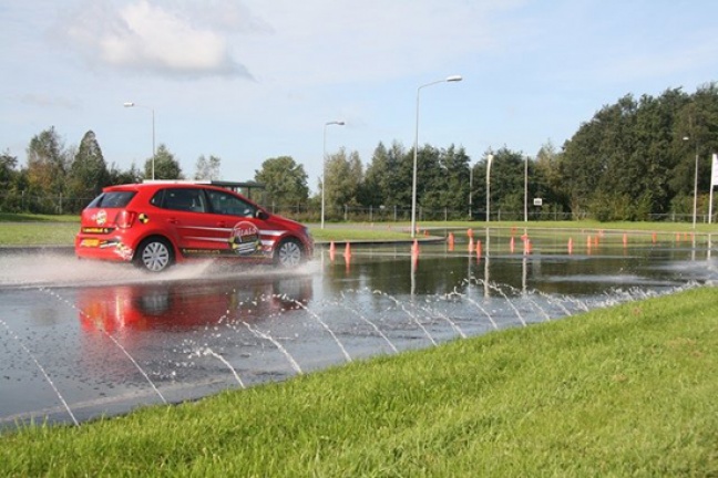 Trials-jongeren veroorzaken ruim 25 procent minder WA-schade