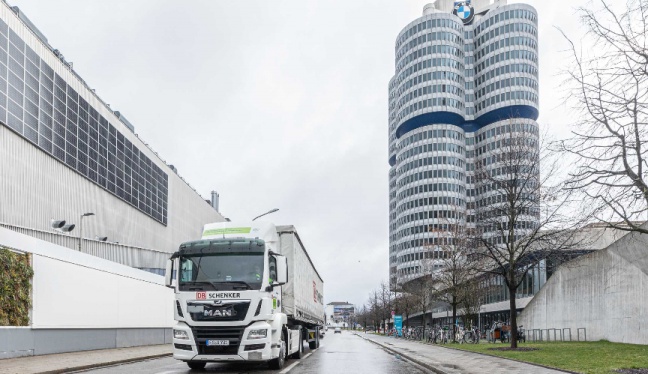 BMW Group test met vrachtauto’s die lopen op met waterstof behandelde plantaardige olie.