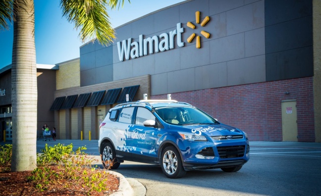 Ford, Walmart en Postmates werken samen voor zelfrijdende thuisbezorging