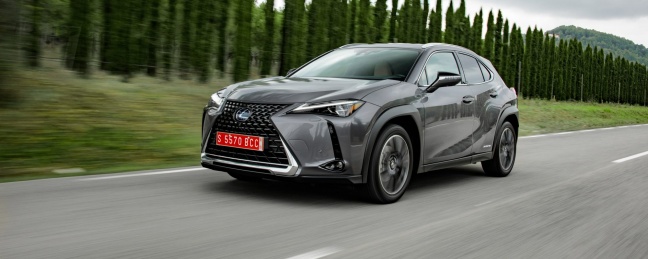 NIEUWE LEXUS UX 250h: compromisloze full hybrid prestaties en verfijnd vakmanschap