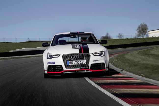 Elektrische compressor zorgt voor indrukwekkende dieselpower in Audi RS 5 TDI competition concept