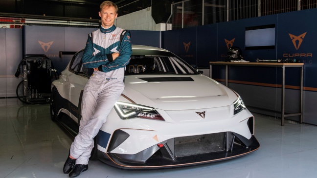 Mattias Ekström gaat elektrisch met CUPRA