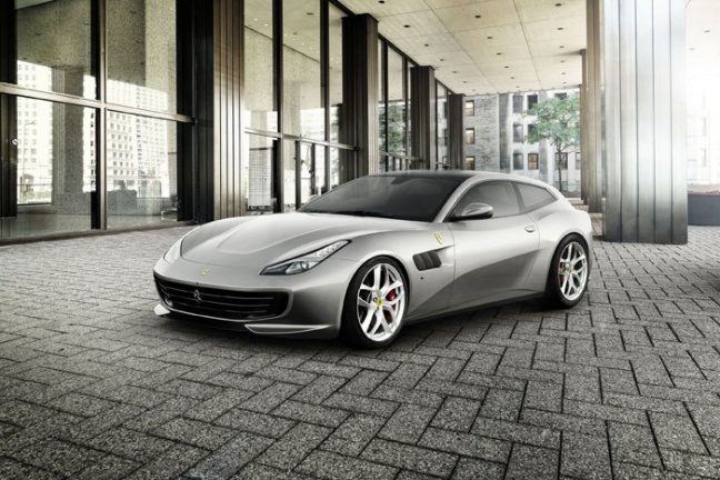 Ferrari GTC4Lusso T onthuld