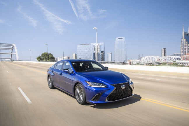 NIEUWE LEXUS ES EEN VAN DE VEILIGSTE AUTO&rsquo;S DIE EURO NCAP OOIT TESTTE