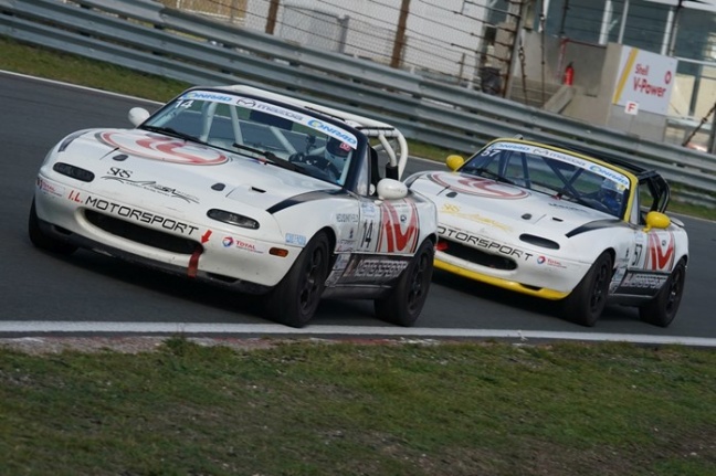 Tweemaal de dubbel voor il motorsport tijdens finaleraces conrad mazda max5 cup op zandvoort