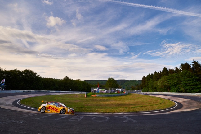 Bizar FIA-WTCC raceweekend voor Tom Coronel op Duitse Nürburgring Nordschleife