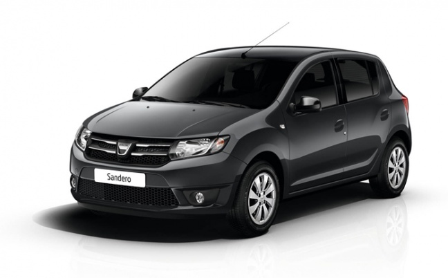 DACIA zet succes voort met nieuwe versies en limited edition op Autosalon van Parijs