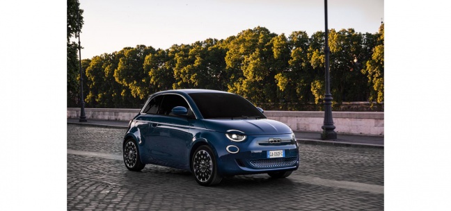 De volledig elektrische New 500 “la Prima” Hatchback