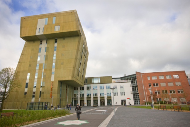 Installatie lector Duurzame LNG Technologie Hanzehogeschool Groningen