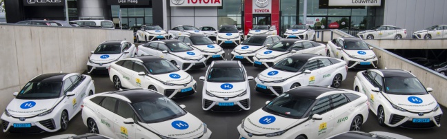 Eerste Nederlandse waterstof taxivloot met 35 Toyota’s Mirai