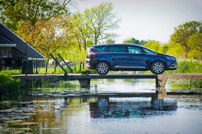 Nieuwe Renault Espace op Arts en Auto Live Evenement