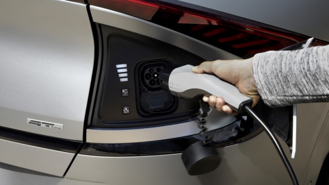 Kia EV6 zet nieuwe maatstaven in elektrisch rijden