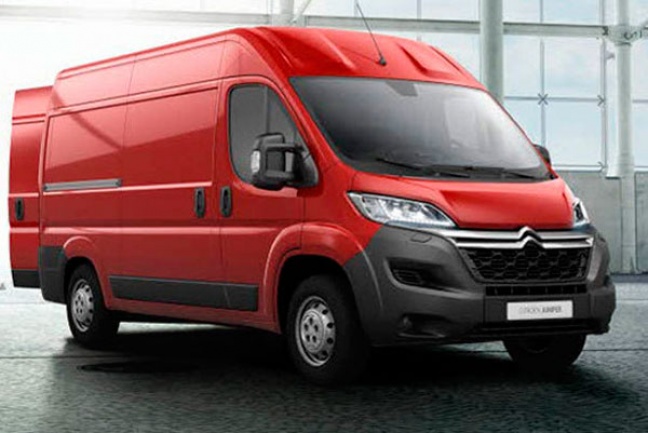 Nieuwe Citro&euml;n Jumper beleeft primeur bij Dijkstra Groningen