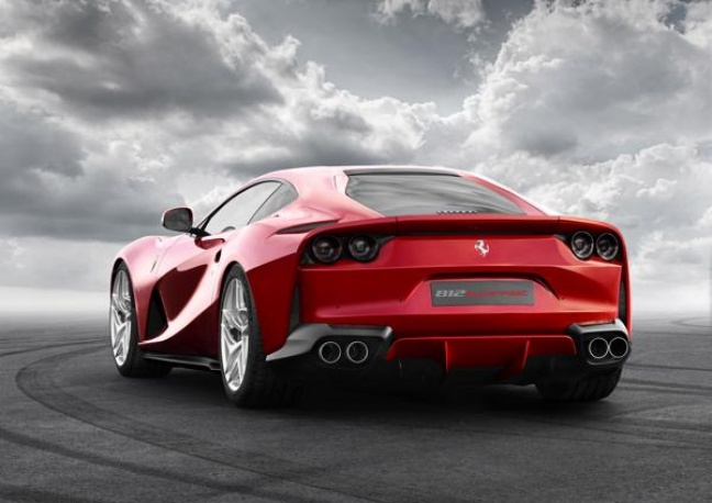 Ferrari 812 Superfast: wereldprimeur in Gen&egrave;ve