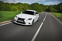 Euro NCAP: "Lexus IS 300h veiligste auto in zijn klasse"