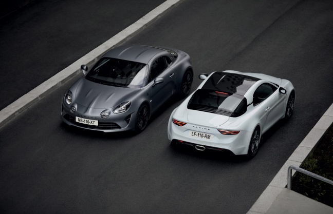 Nationale premi&egrave;re Alpine A110S op Concours d&rsquo;El&eacute;gance Paleis Soestdijk