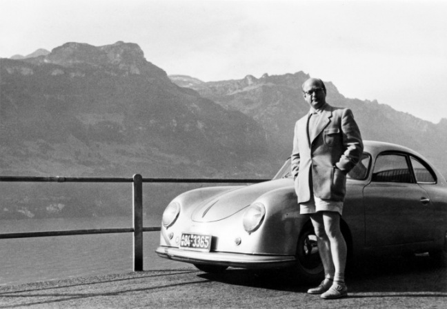 70 jaar Porsche fabrieksafleveringen in Stuttgart-Zuffenhausen