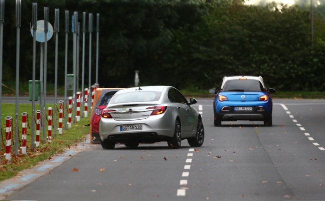 Opel demonstreert technologie voor veilige stadsritten