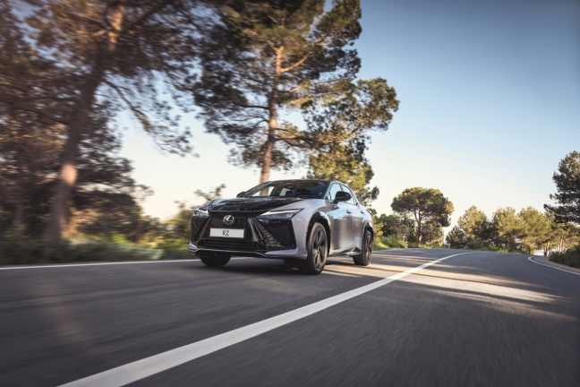 Lexus versterkt beleving en plezier met Interactive Manual Drive
