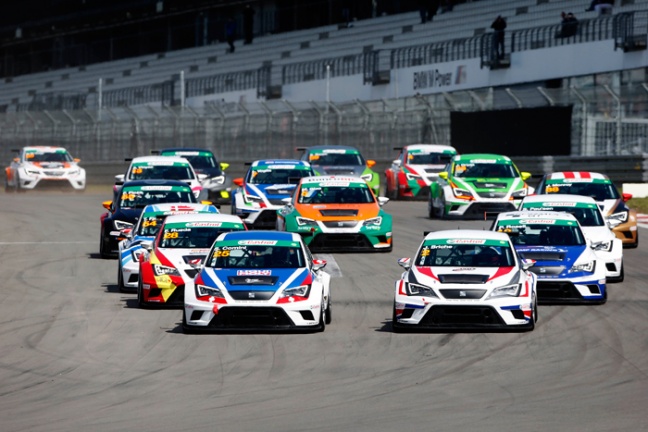 SEAT Leon Eurocup 2014 voltooit eerste raceweekend op Duitse Nürburgring