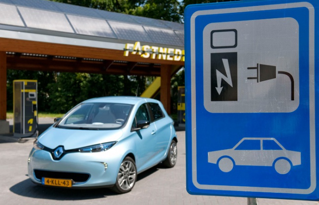 Fastned verlaagt oplaadtijd Renault ZOE