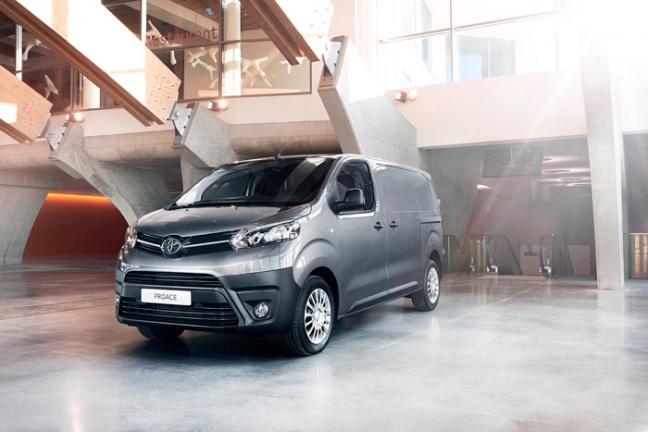 Toyota introduceert PROACE bedrijfswagens vanaf &euro; 16.995