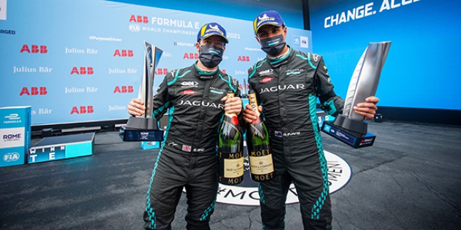 JAGUAR RACING doet uitstekende zaken in FORMULA E in ROME: EERSTE PLAATS IN TEAM- EN RIJDERSKLASSEMENT