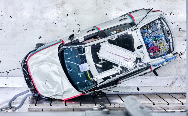 Polestar 2 maakt elektrisch rijden extra veilig