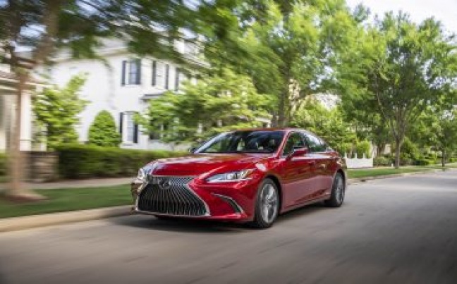 Nieuwe Lexus es &ldquo;CHINA CAR OF THE YEAR 2019&rdquo;
