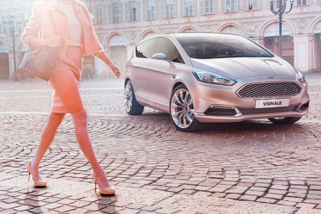 Ford onthult S‑MAX Vignale Concept en toont visie op &lsquo;Vignale Lounge&rsquo;- retailconcept tijdens Salone del Mobile in Milaan