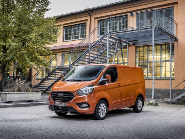 Ford prijst Ford Transit en Tourneo Custom Plug-In Hybrid