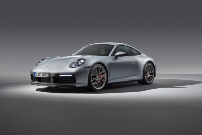 De eerste offici&euml;le beelden van de nieuwe 911 (992)