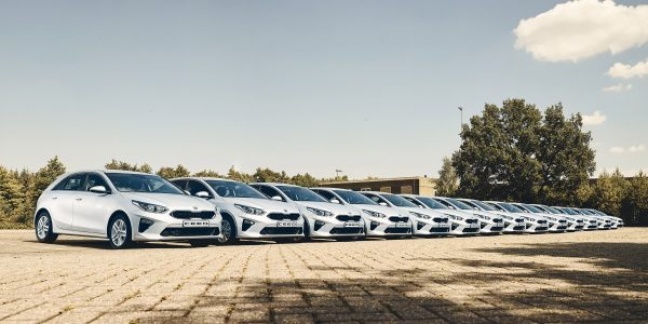 Kia Motors Nederland B.V. levert nieuwe Kia Ceed aan het Ministerie van Defensie